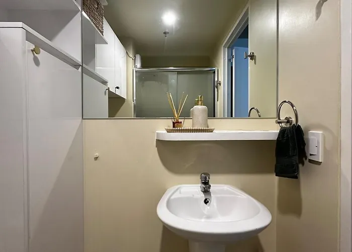 Apartment Private Unit In It Park