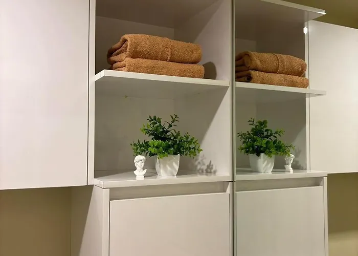 Apartment Private Unit In It Park