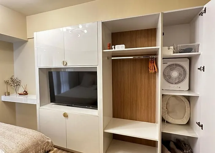 Private Unit In It Park Apartment *